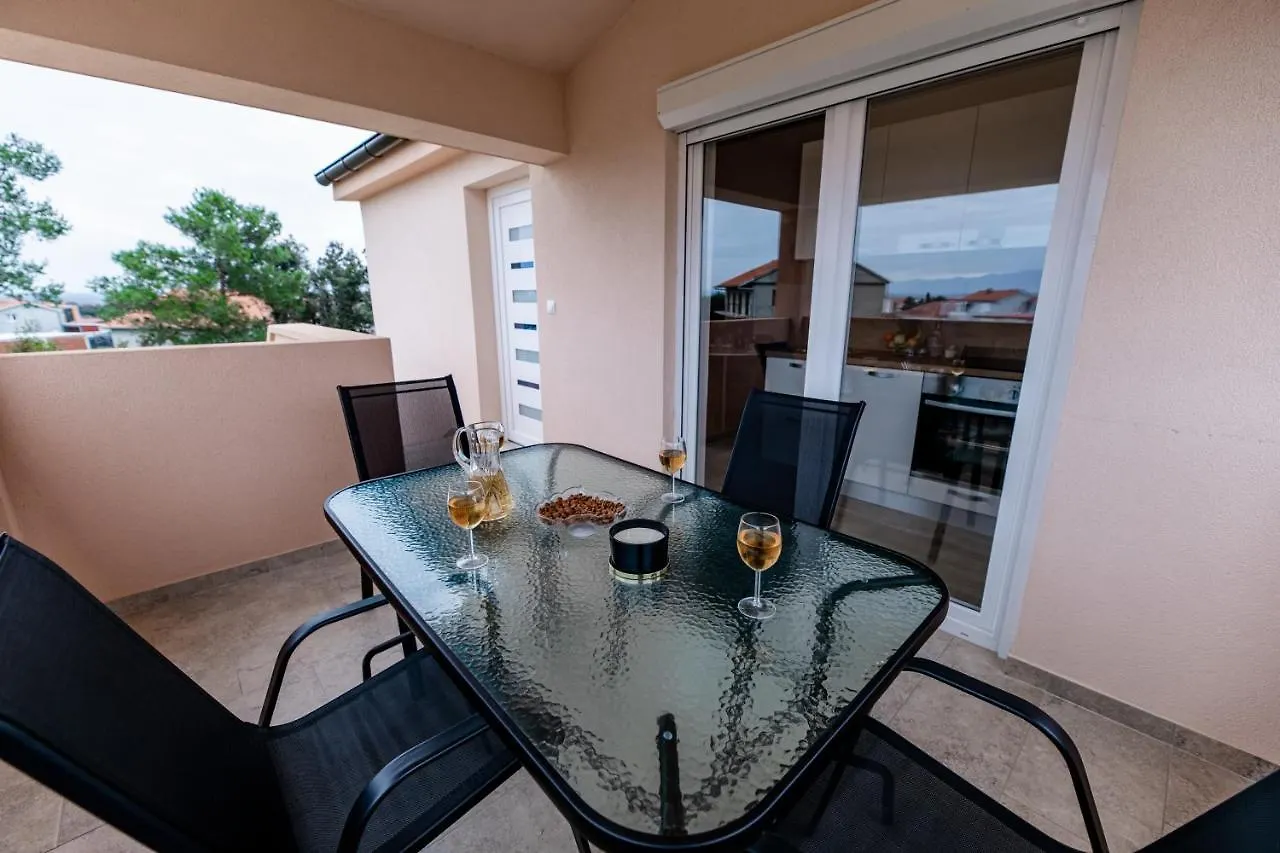 Vila Holiday Home Aria Nin